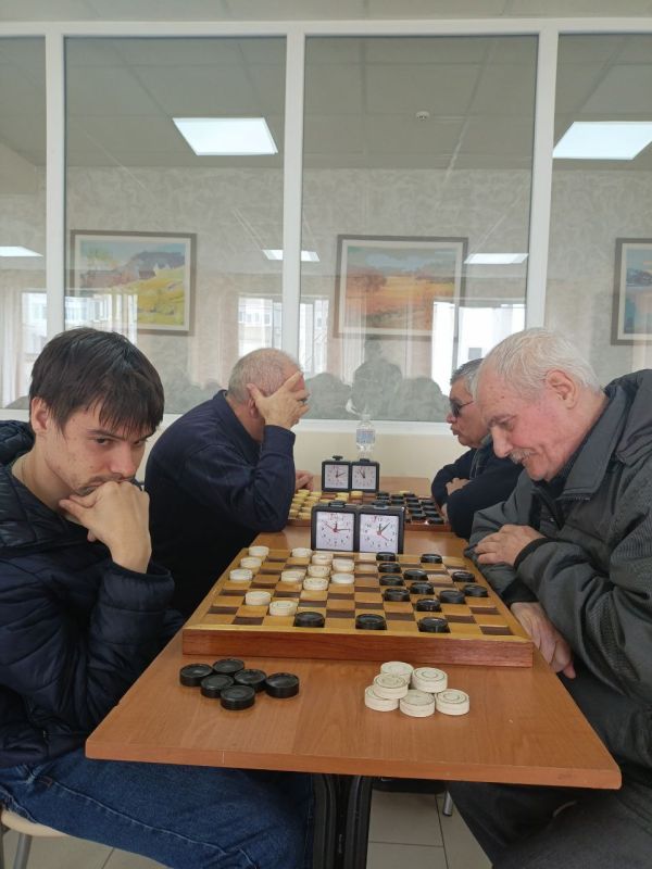 В Республиканском спортивном центре инвалидов продолжается чемпионат по шашкам В Республиканском спортивном центре инвалидов продолжается чемпионат по шашкам