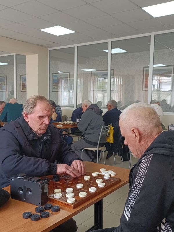 В Республиканском спортивном центре инвалидов продолжается чемпионат по шашкам В Республиканском спортивном центре инвалидов продолжается чемпионат по шашкам