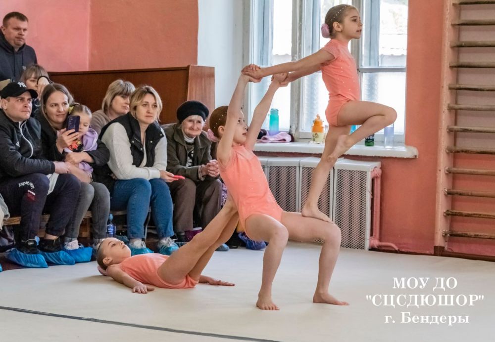 12-13 апреля в СДЮШОР №1 Бендерского спортцентра состоялось Открытое первенство города по спортивной акробатике 12-13 апреля в СДЮШОР №1 Бендерского спортцентра состоялось Открытое первенство города по спортивной акробатике