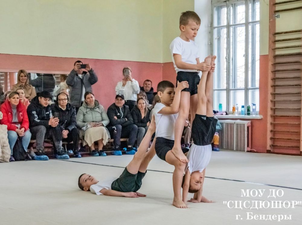 12-13 апреля в СДЮШОР №1 Бендерского спортцентра состоялось Открытое первенство города по спортивной акробатике 12-13 апреля в СДЮШОР №1 Бендерского спортцентра состоялось Открытое первенство города по спортивной акробатике