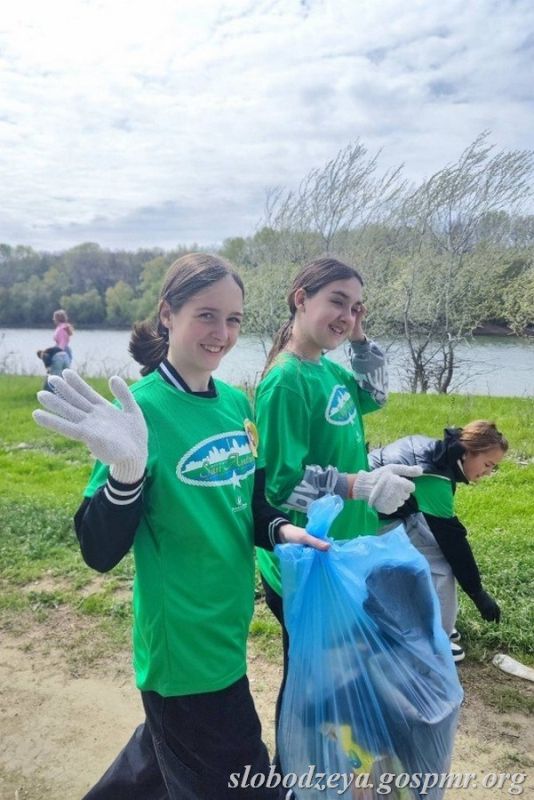 В районном управлении народного образования подвели итоги экологической акции «Чистые берега Днестра» В районном управлении народного образования подвели итоги экологической акции «Чистые берега Днестра»