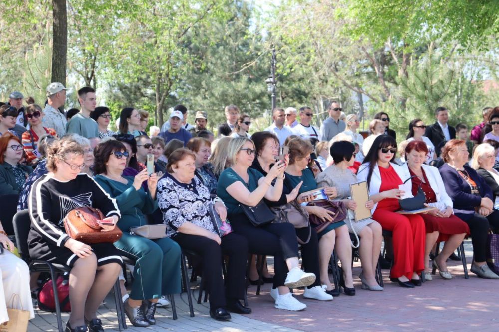 В Екатерининском парке прошло награждение участников республиканского конкурса «Лучший по профессии!» В Екатерининском парке прошло награждение участников республиканского конкурса «Лучший по профессии!»