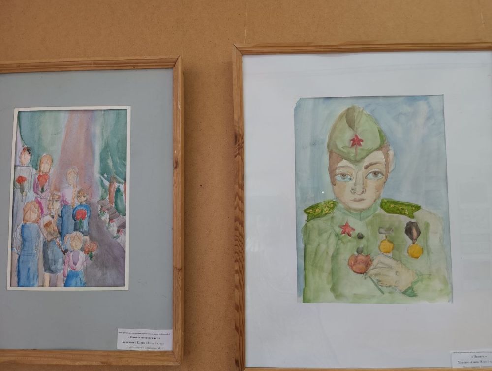 Вернисаж Победы. В Бендерах нет такого учебного заведения, где бы не проходили мероприятия в честь 80-летия Победы Вернисаж Победы. В Бендерах нет такого учебного заведения, где бы не проходили мероприятия в честь 80-летия Победы