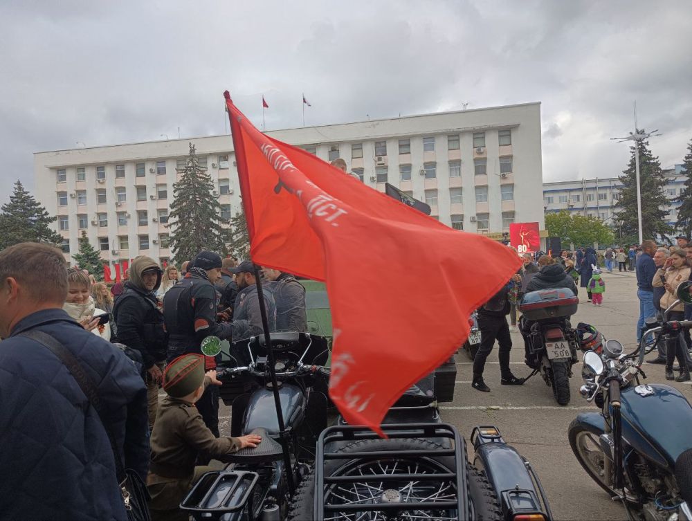 Праздник продолжается