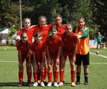        U12