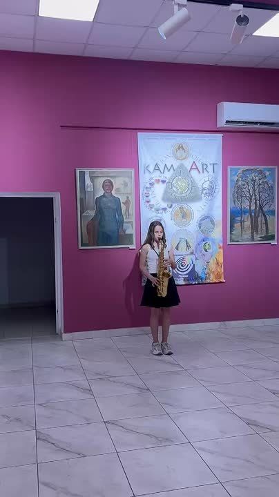 «Незримые мосты» в столичной картинной галерее