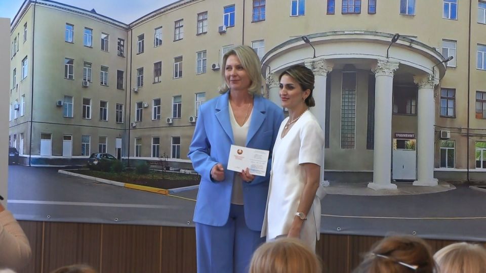 «Если бы предложили начать жизнь сначала, я бы всё равно стал врачом» «Если бы предложили начать жизнь сначала, я бы всё равно стал врачом»