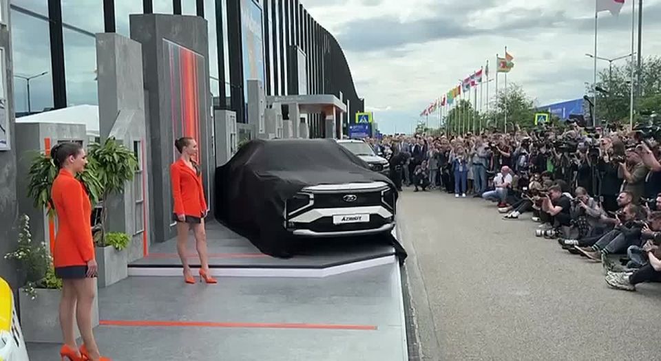       Lada Azimut