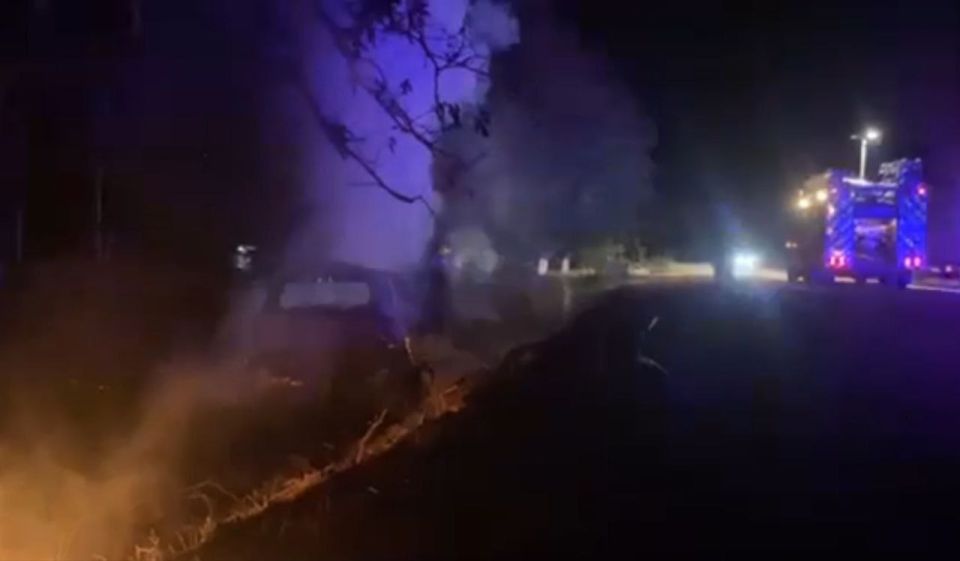 Столичные пожарные ликвидировали последствия двух аварий Столичные пожарные ликвидировали последствия двух аварий