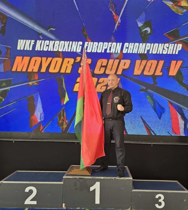   &quot;      &quot;     &quot;-&quot;        WKF  ,   