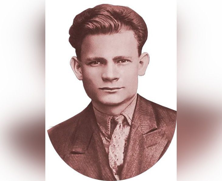 1  1913     ,    Ը 