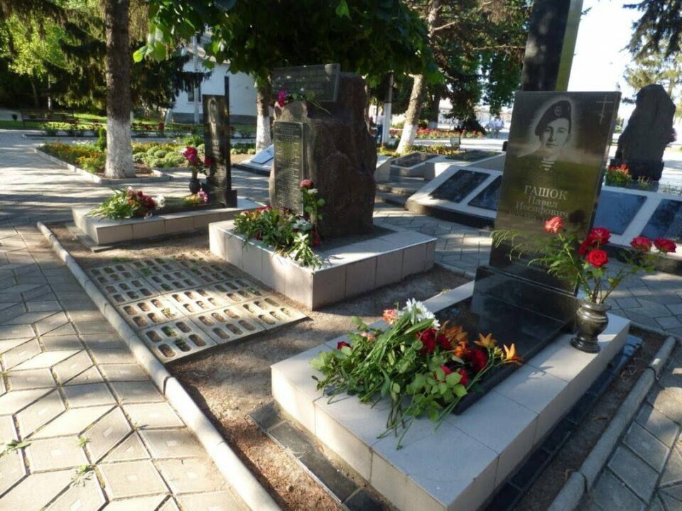 В ГРИГОРИОПОЛЕ – ДЕНЬ ПАМЯТИ ПОСЛЕДНЕГО БОЯ ВОЙНЫ 1992 ГОДА В ГРИГОРИОПОЛЕ – ДЕНЬ ПАМЯТИ ПОСЛЕДНЕГО БОЯ ВОЙНЫ 1992 ГОДА