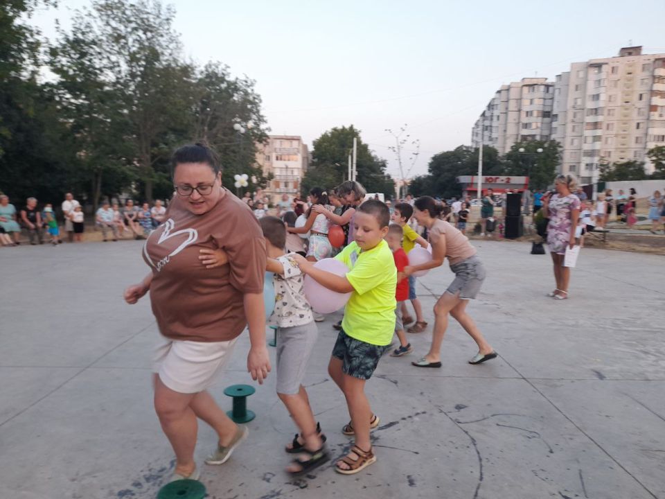       , 8      ,   
