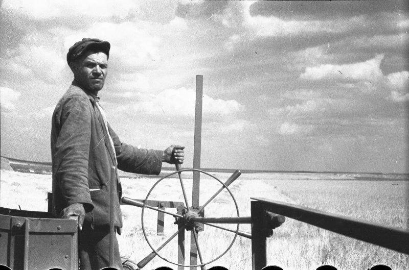 , 1937 .        