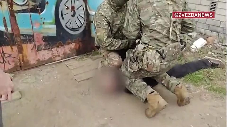       ,            ,  