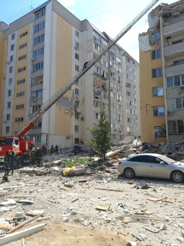 #МировыеНовости – Взрыв газа в Саратове #МировыеНовости – Взрыв газа в Саратове