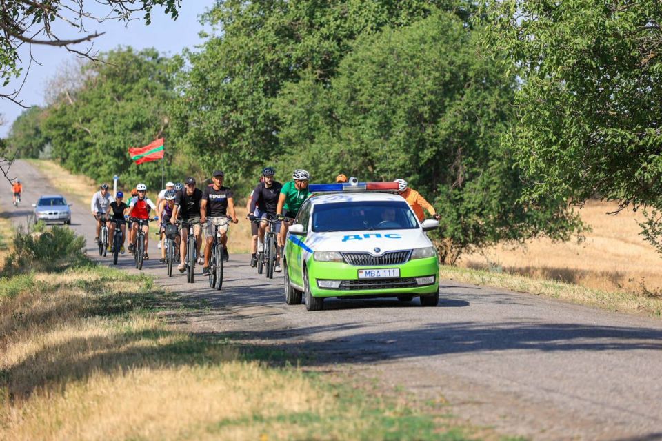 СПОРТИВНЫЙ КЛУБ АРМИИ ПРОВЕЛ ВЕЛОПРОБЕГ К 33-Й ГОДОВЩИНЕ МИРОТВОРЧЕСКОЙ ОПЕРАЦИИ СПОРТИВНЫЙ КЛУБ АРМИИ ПРОВЕЛ ВЕЛОПРОБЕГ К 33-Й ГОДОВЩИНЕ МИРОТВОРЧЕСКОЙ ОПЕРАЦИИ