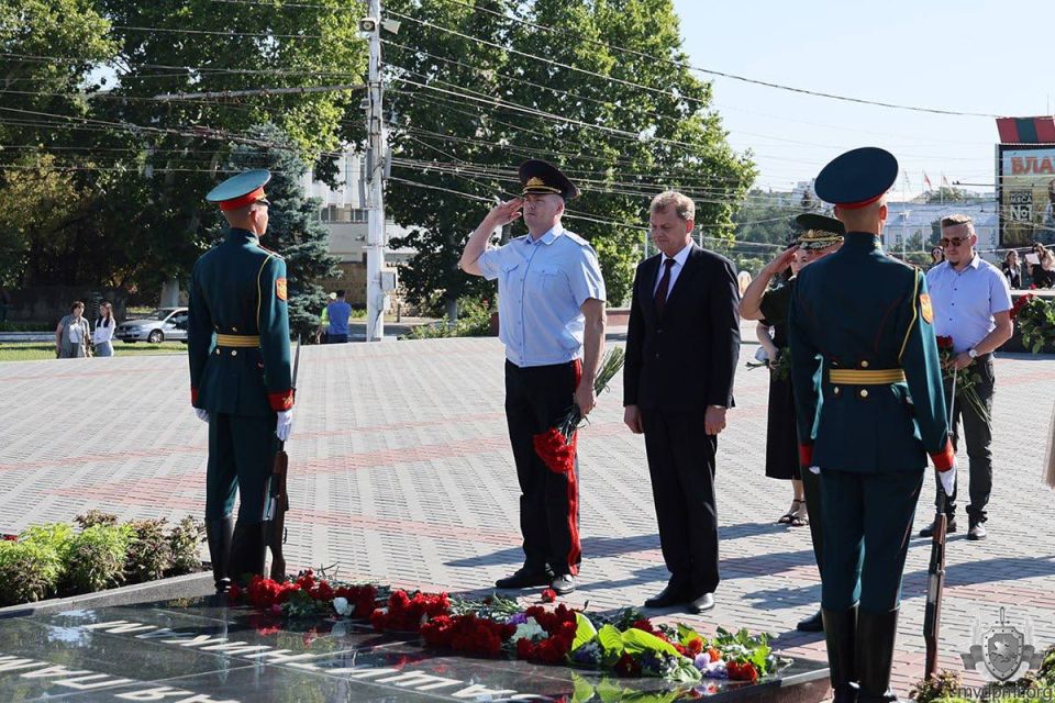 Мы благодарны им за мир. Молдо-приднестровский вооружённый конфликт закончился 1 августа 1992-го Мы благодарны им за мир. Молдо-приднестровский вооружённый конфликт закончился 1 августа 1992-го