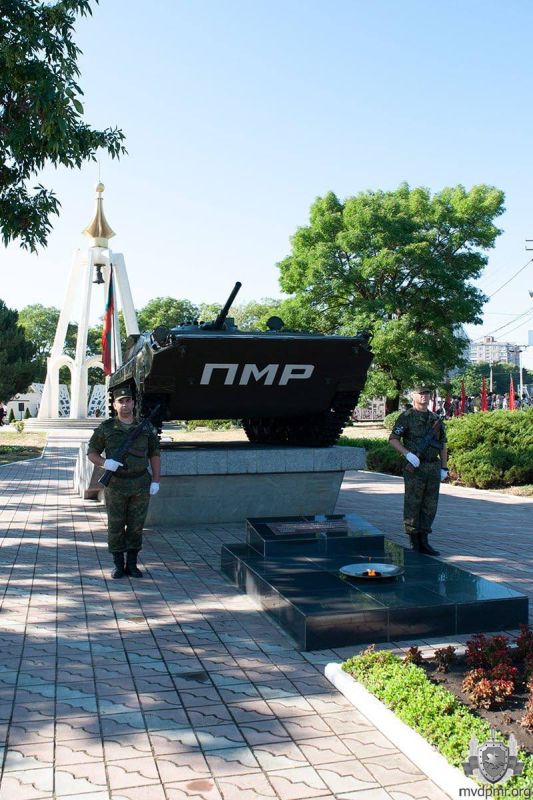 Мы благодарны им за мир. Молдо-приднестровский вооружённый конфликт закончился 1 августа 1992-го Мы благодарны им за мир. Молдо-приднестровский вооружённый конфликт закончился 1 августа 1992-го