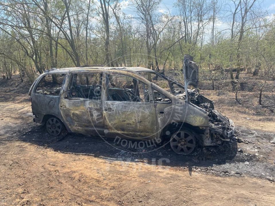 Сгорел минивэн. Днём, 6 августа, на объездной автодороге «Глиное – Первомайск» в Слободзейском районе загорелся «Фольксваген»