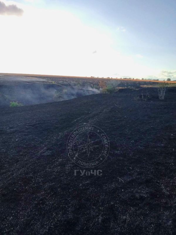 Тушили одновременно два пожара – горячее воскресенье григориопольских огнеборцев Тушили одновременно два пожара – горячее воскресенье григориопольских огнеборцев