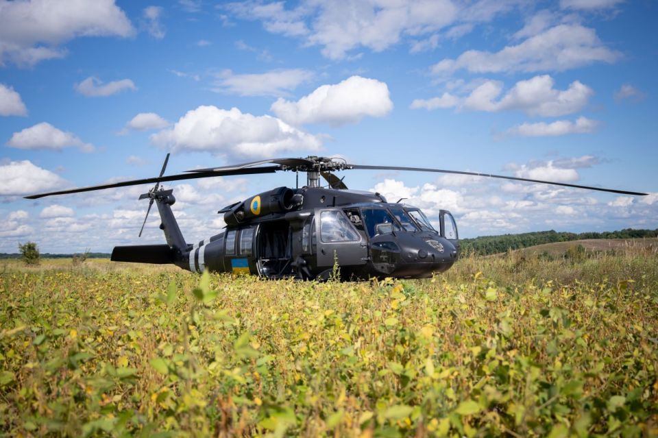  ..      Drek pro Putina      UH-60 Black Hawk