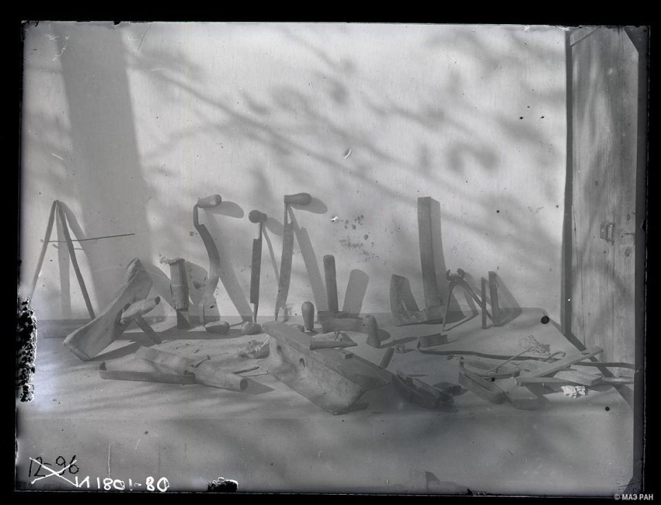  .  ,  , 1929 