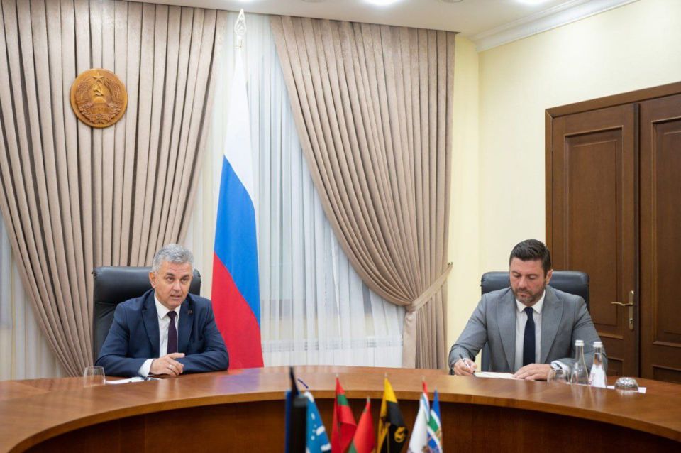 Президент провел селекторное совещание