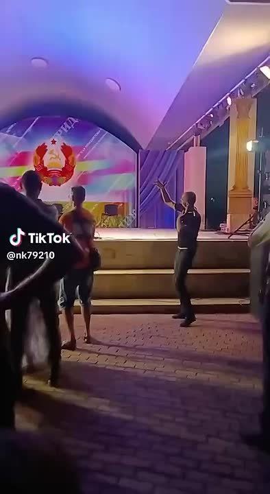 Мегатанцор из Приднестровья