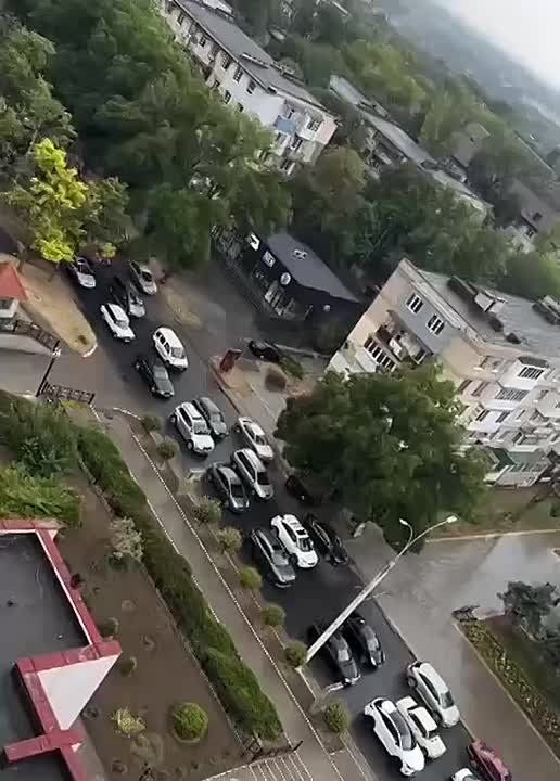 На балке у сквера Авиаторов — авария