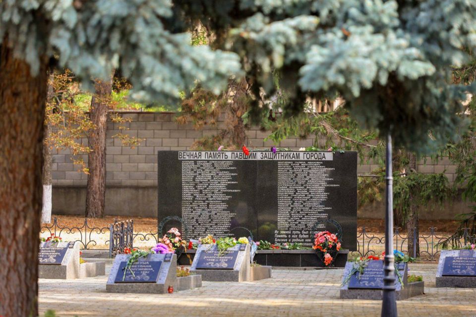 ЧЕСТЬ И СЛАВА РЕСПУБЛИКАНСКОЙ ГВАРДИИ! ЧЕСТЬ И СЛАВА РЕСПУБЛИКАНСКОЙ ГВАРДИИ!