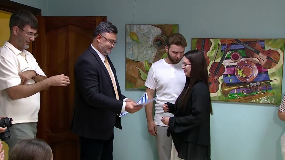 Студентов-волонтёров наградили благодарственными письмами