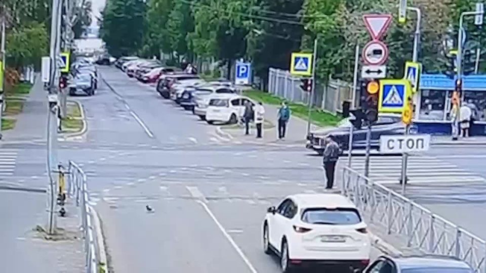 Мотоциклист выжил в страшной аварии в Архангельске