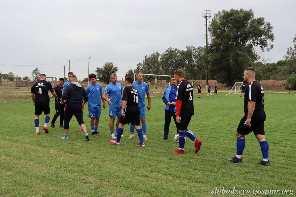В Слободзее прошёл юбилейный турнир по мини-футболу на Кубок начальника Слободзейского гарнизона внутренних дел В Слободзее прошёл юбилейный турнир по мини-футболу на Кубок начальника Слободзейского гарнизона внутренних дел