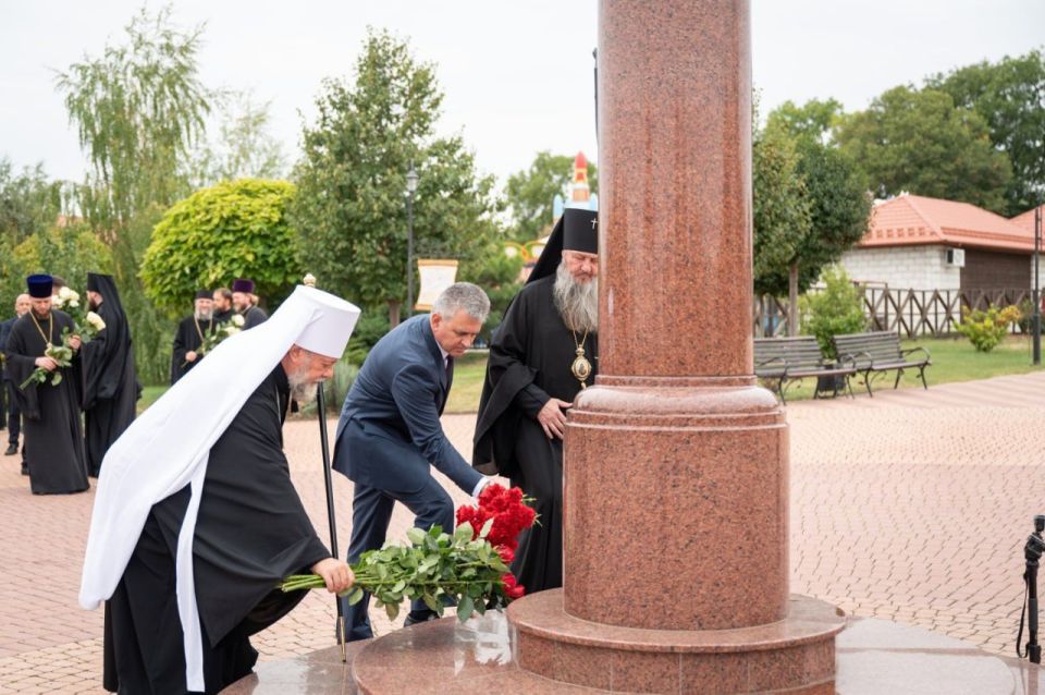 Президент Вадим Красносельский почтил память князя Александра Невского у стен Бендерской крепости Президент Вадим Красносельский почтил память князя Александра Невского у стен Бендерской крепости
