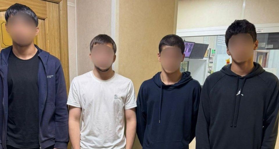 Брошенное с восьмого этажа яйцо отправило 16-летнюю девочку в нокаут больницу Брошенное с восьмого этажа яйцо отправило 16-летнюю девочку в нокаут больницу