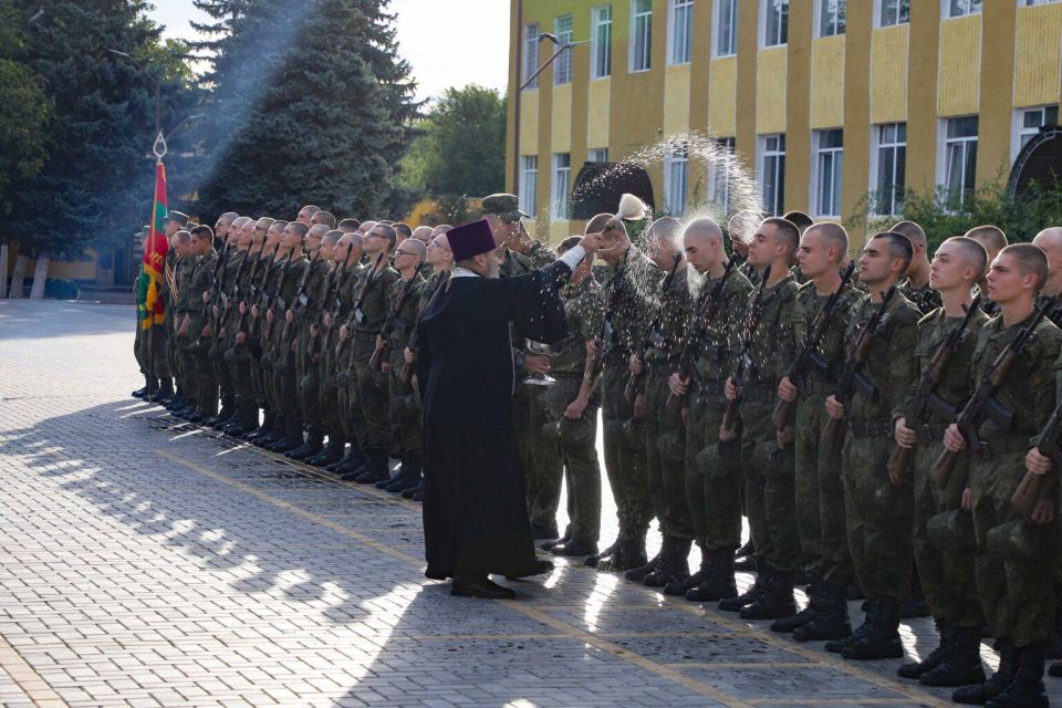 ПРИНЯЛИ ПРИСЯГУ НА ВЕРНОСТЬ ОТЕЧЕСТВУ ПРИНЯЛИ ПРИСЯГУ НА ВЕРНОСТЬ ОТЕЧЕСТВУ
