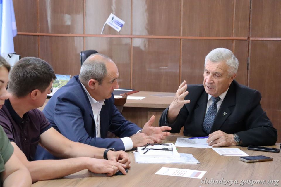 Подготовку ко Дню города обсудили в госадминистрации Подготовку ко Дню города обсудили в госадминистрации