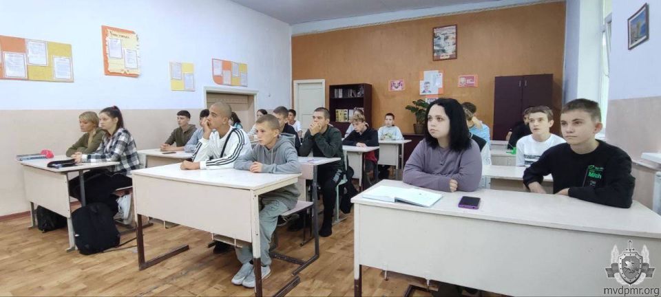 Школьникам — об опасности буллинга и наркотиков Школьникам — об опасности буллинга и наркотиков