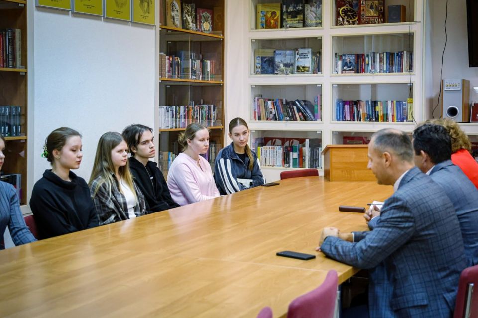 В ПГУ прошла встреча Заместителя министра финансов – директора Государственной налоговой службы МФ с первокурсниками эконома В ПГУ прошла встреча Заместителя министра финансов – директора Государственной налоговой службы МФ с первокурсниками эконома