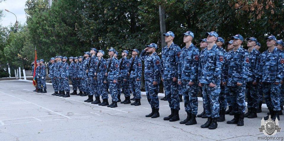 Присягнули на верность Родине Присягнули на верность Родине