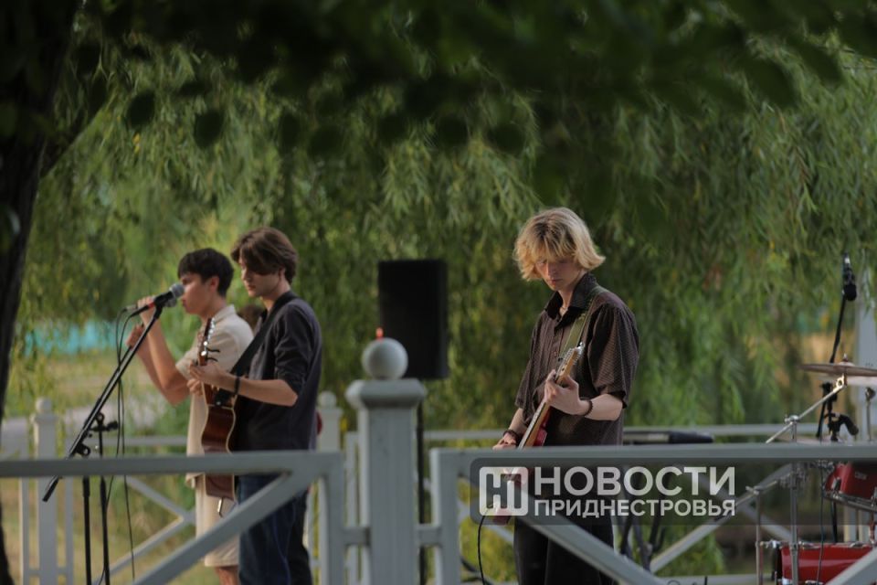 Завтра на пирсе Екатерининского парка на сцену возвращается «Открытый микрофон»
