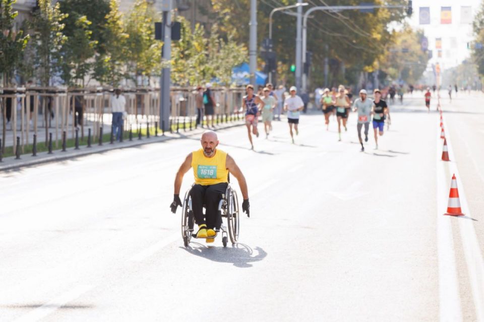 14 сентября в Кишиневе прошел Международный Кишиневский марафон на различные дистанции, где приняли участие спортсмены ГУ «Республиканский спортивный реабилитационно-восстановительный центр инвалидов» 14 сентября в Кишиневе прошел Международный Кишиневский марафон на различные дистанции, где приняли участие спортсмены ГУ «Республиканский спортивный реабилитационно-восстановительный центр инвалидов»