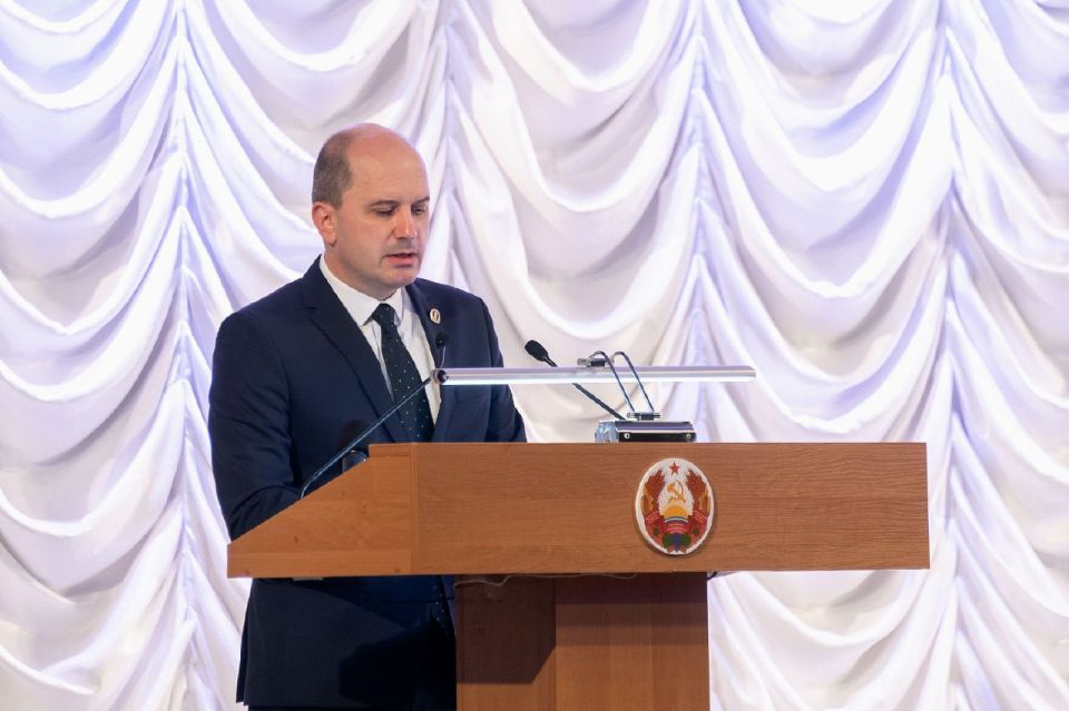 Президент ПМР Вадим Красносельский представил Верховному Совету кандидатуру Адриана Пеньковского на должность председателя Верховного суда республики