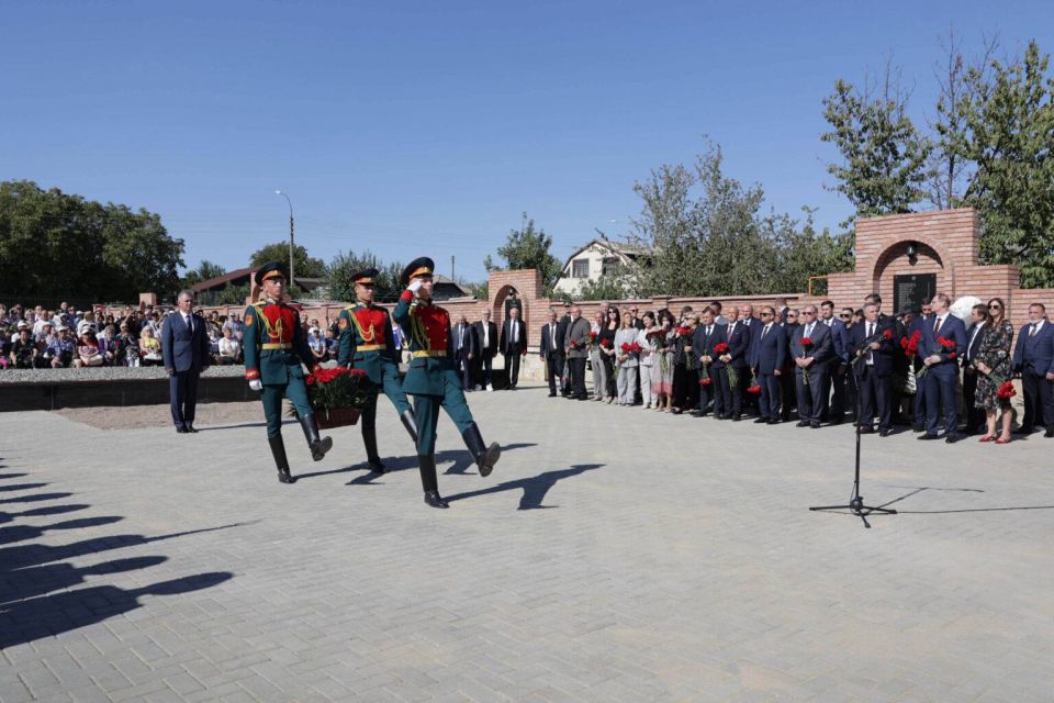 В ДУБОССАРАХ ПОСЛЕ РЕКОНСТРУКЦИИ ОТКРЫЛИ МЕМОРИАЛ ЖЕРТВАМ ФАШИЗМА В ДУБОССАРАХ ПОСЛЕ РЕКОНСТРУКЦИИ ОТКРЫЛИ МЕМОРИАЛ ЖЕРТВАМ ФАШИЗМА