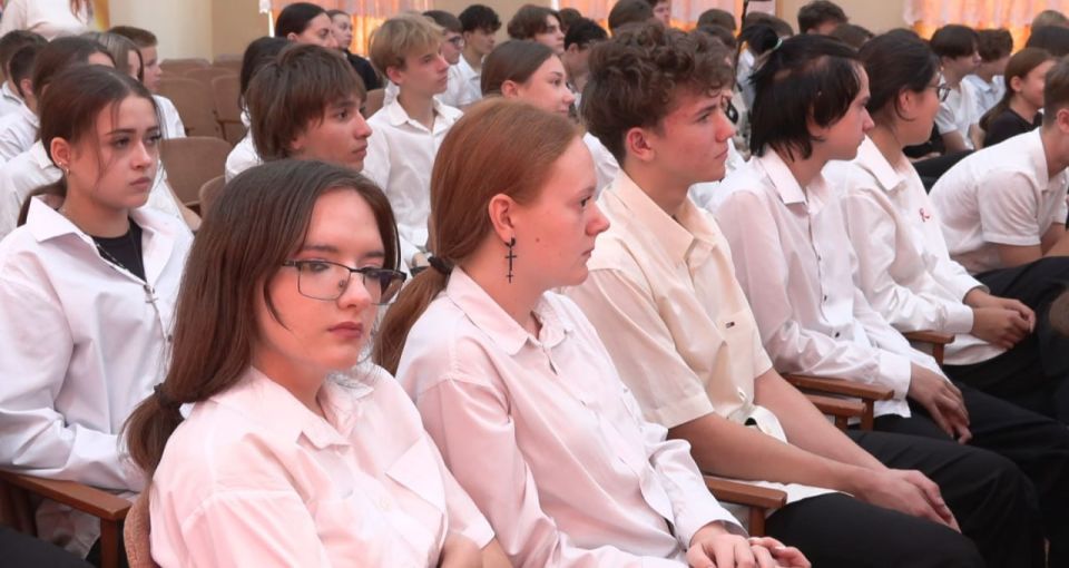 Юные дипломаты о главной ценности — мире Юные дипломаты о главной ценности — мире