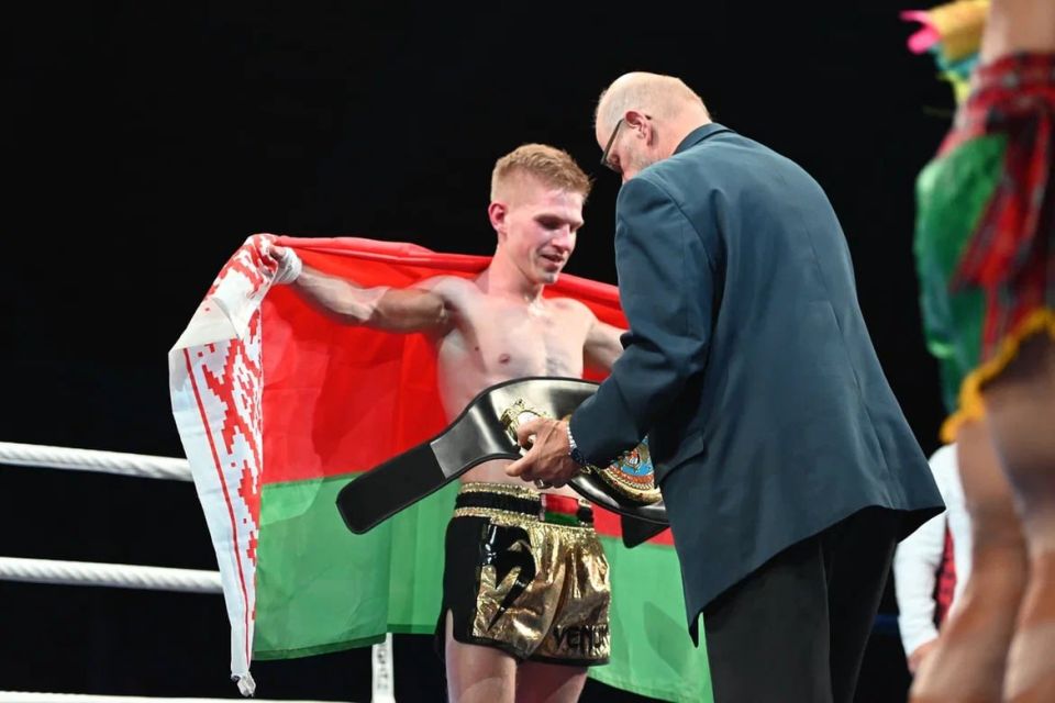 Спортсмен Республиканского центра олимпийской подготовки, кикбоксер Виктор Нечитайло одержал победу в бою за пояс чемпиона мира по версии Всемирной федерации кикбоксинга WKF среди профессионалов Спортсмен Республиканского центра олимпийской подготовки, кикбоксер Виктор Нечитайло одержал победу в бою за пояс чемпиона мира по версии Всемирной федерации кикбоксинга WKF среди профессионалов