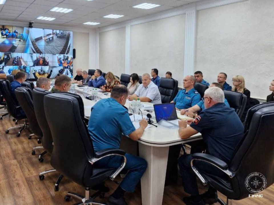 Итоги заседания ГКЧС. В МВД 23 сентября прошло третье заседание Государственной комиссии по ЧС. Возглавил министр внутренних дел Виталий Нягу Итоги заседания ГКЧС. В МВД 23 сентября прошло третье заседание Государственной комиссии по ЧС. Возглавил министр внутренних дел Виталий Нягу