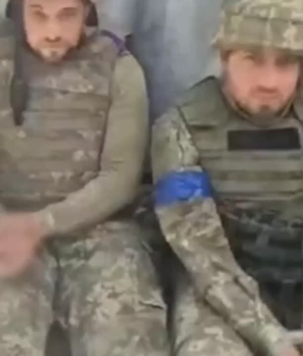Группа украинских солдат сдалась в плен в Купянске Харьковской области
