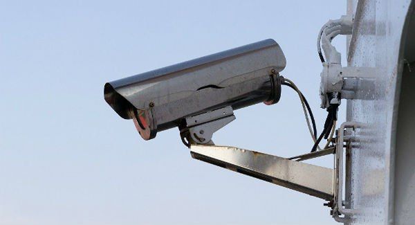 В Верховном Совете прошло первое чтение законопроекта, который позволит фиксировать нарушения пешеходами ПДД с помощью камер системы «Безопасный город»